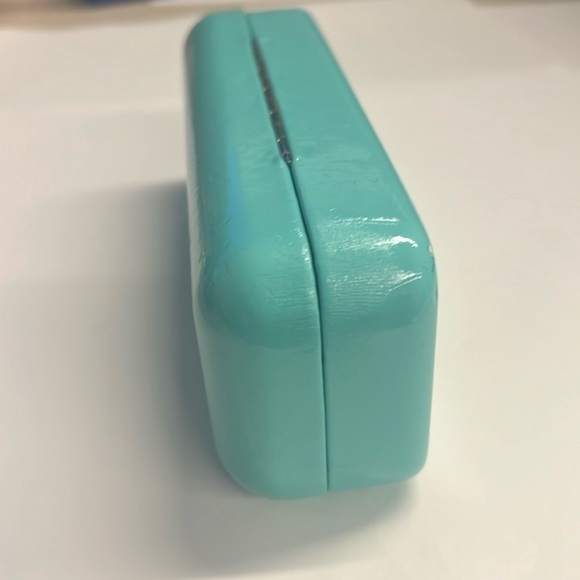 Tiffany & Co Teal Patent Clamshell Sunglasses Case - Picture 4 of 6